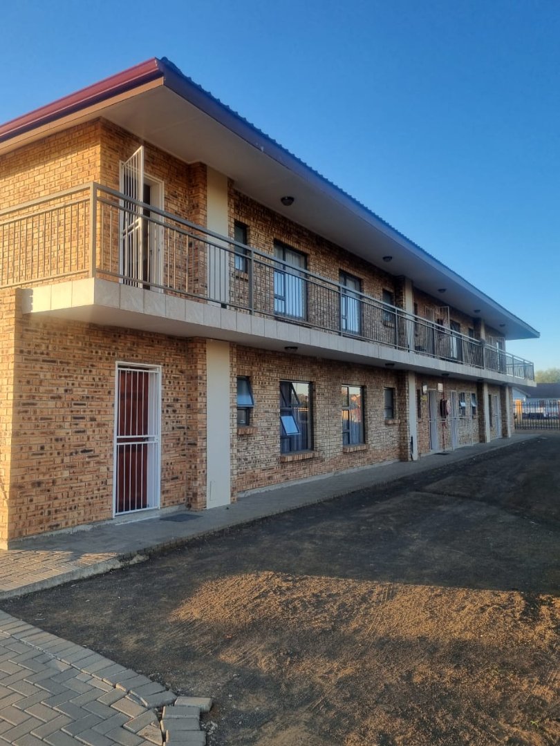 2 Bedroom Property for Sale in Lourierpark Free State